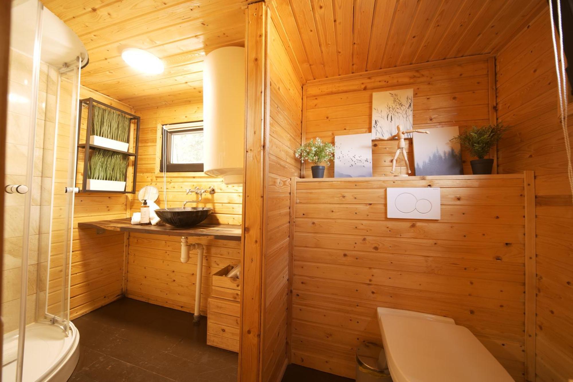 Secret Lake Prag Magic Place Relaxation& Wellness Rehenice Экстерьер фото
